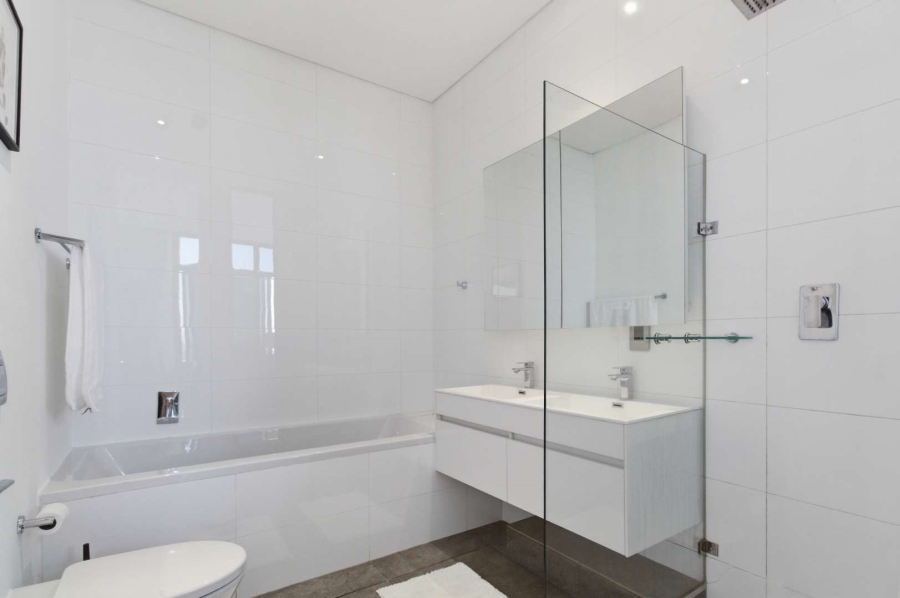 To Let 3 Bedroom Property for Rent in De Waterkant Western Cape